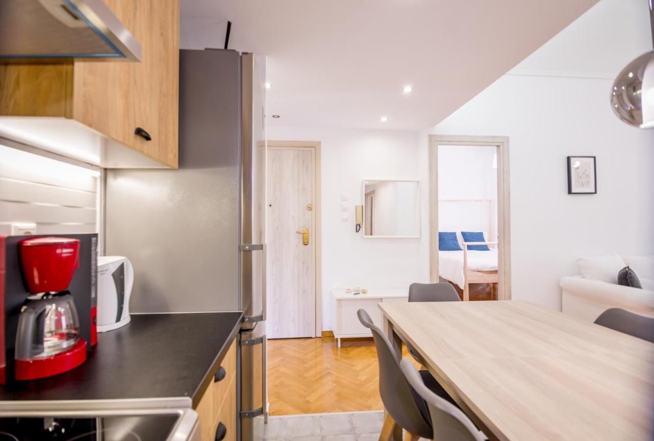 In The Shadow Of Acropolis - Spacious & Lovely Apt Афины Экстерьер фото