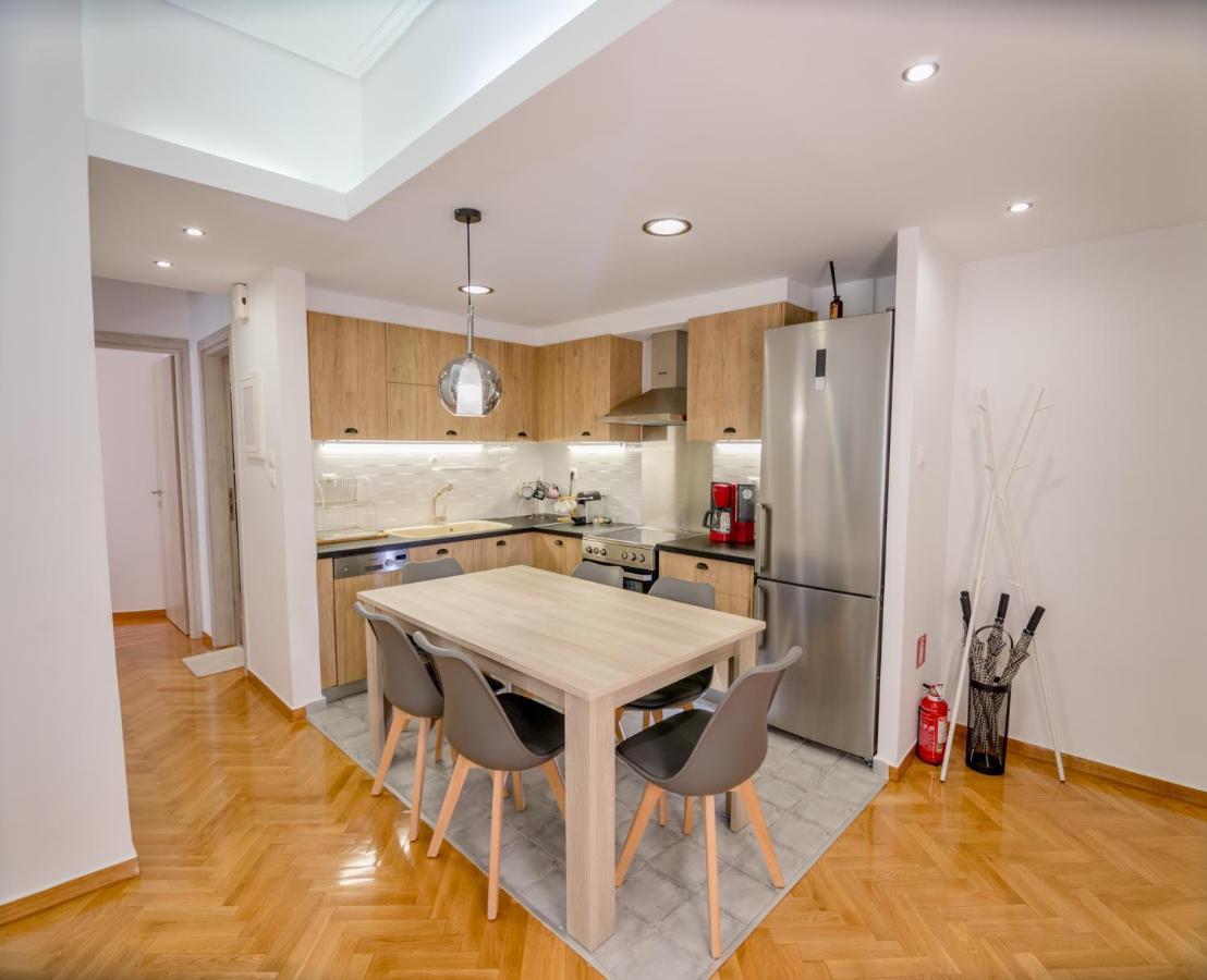 In The Shadow Of Acropolis - Spacious & Lovely Apt Афины Экстерьер фото