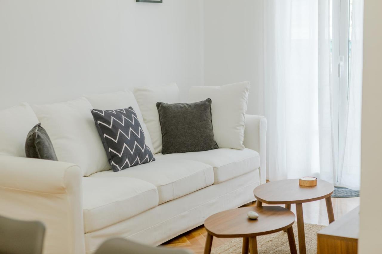 In The Shadow Of Acropolis - Spacious & Lovely Apt Афины Экстерьер фото
